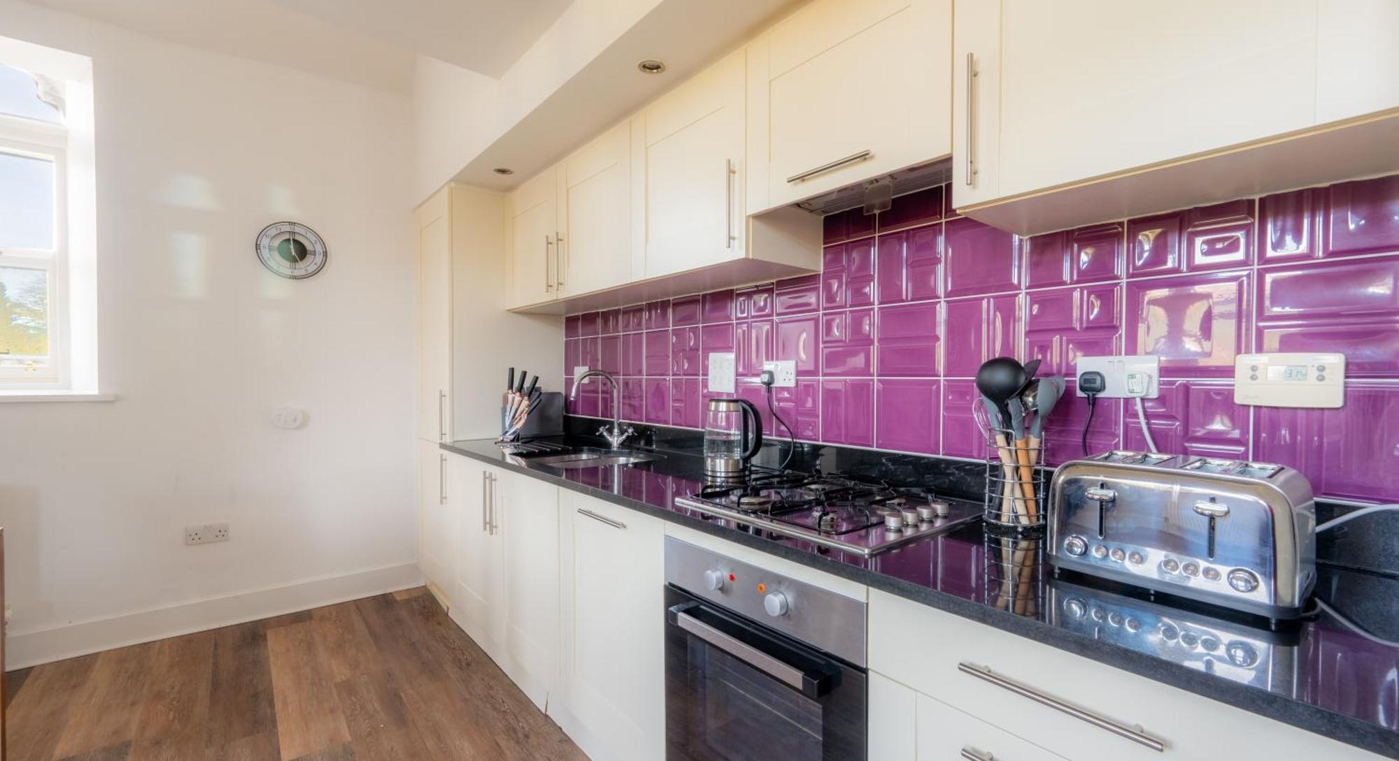 The Caledonian 3 Bedroom Self Catering Apartment In Historic Abbey フォート・オーガスタス エクステリア 写真