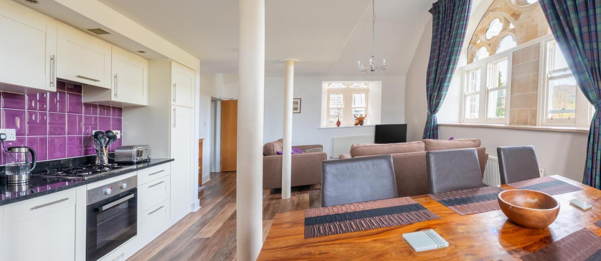 The Caledonian 3 Bedroom Self Catering Apartment In Historic Abbey フォート・オーガスタス エクステリア 写真
