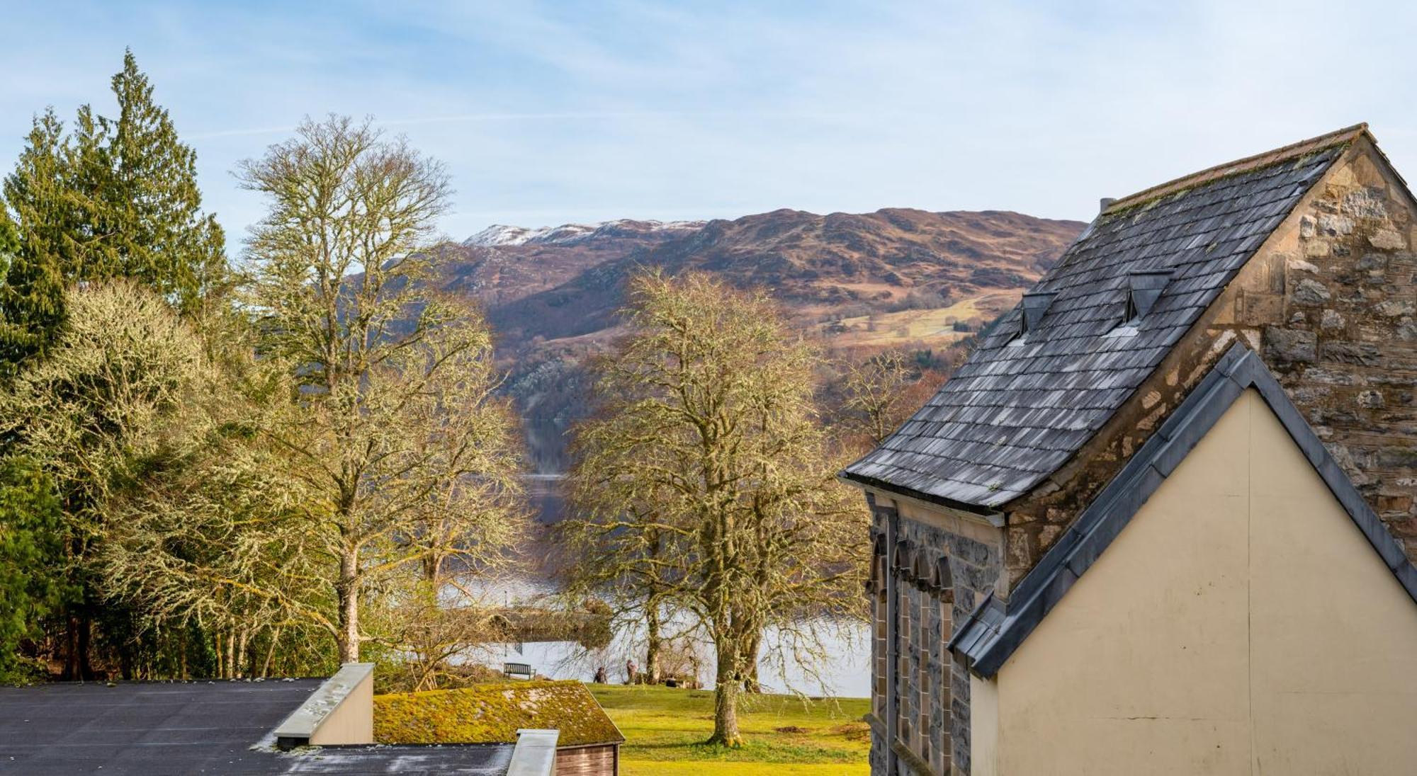The Caledonian 3 Bedroom Self Catering Apartment In Historic Abbey フォート・オーガスタス エクステリア 写真